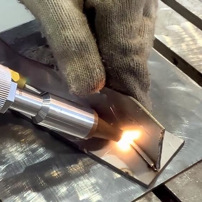Herolaser 1500W Handheld Fiber Laser Welder Portable Equipment For Metal