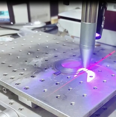 Metal Seam Herolaser 6Kw Fiber Laser Welder , Workstation Fiber Cnc Laser Machine